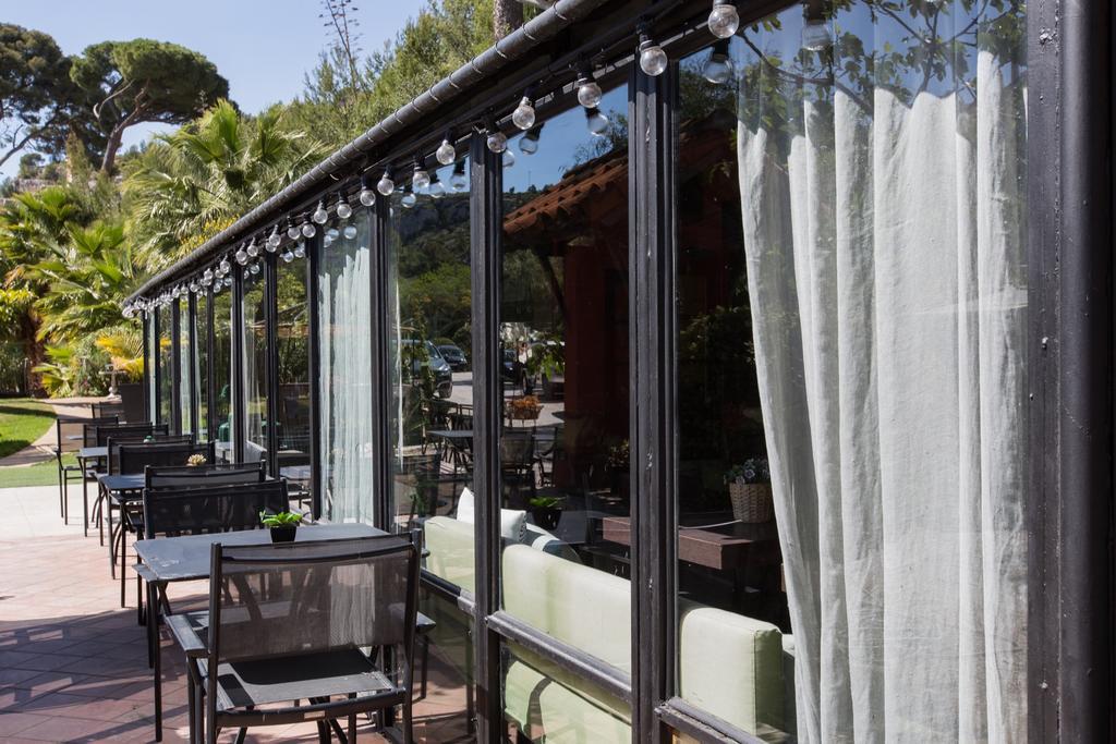 Отель Le Jardin D'Emile Каси Экстерьер фото